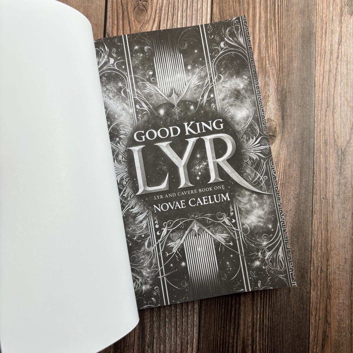 SIGNED Good King Lyr: Lyr and Cavere Book 1 (Paperback)